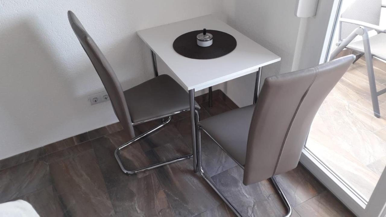 Apartamento Haus Milana Nin Exterior foto