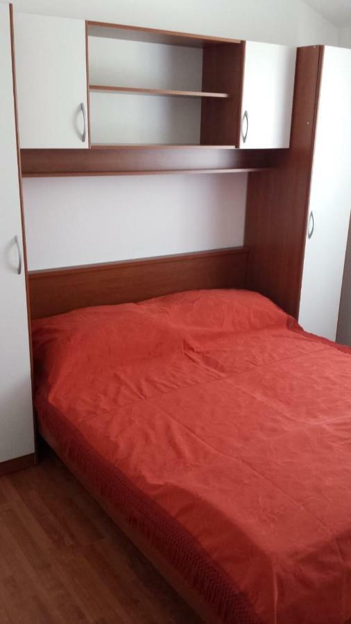 Apartamento Haus Milana Nin Exterior foto